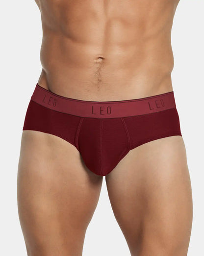 Ultra-Light Brief with Ergonomic Pouch
