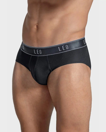 Ultra-Light Brief with Ergonomic Pouch